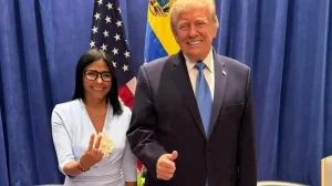 Venezuela excarcela a decenas de detenidos mientras crecen los llamados a fijar una fecha para las elecciones